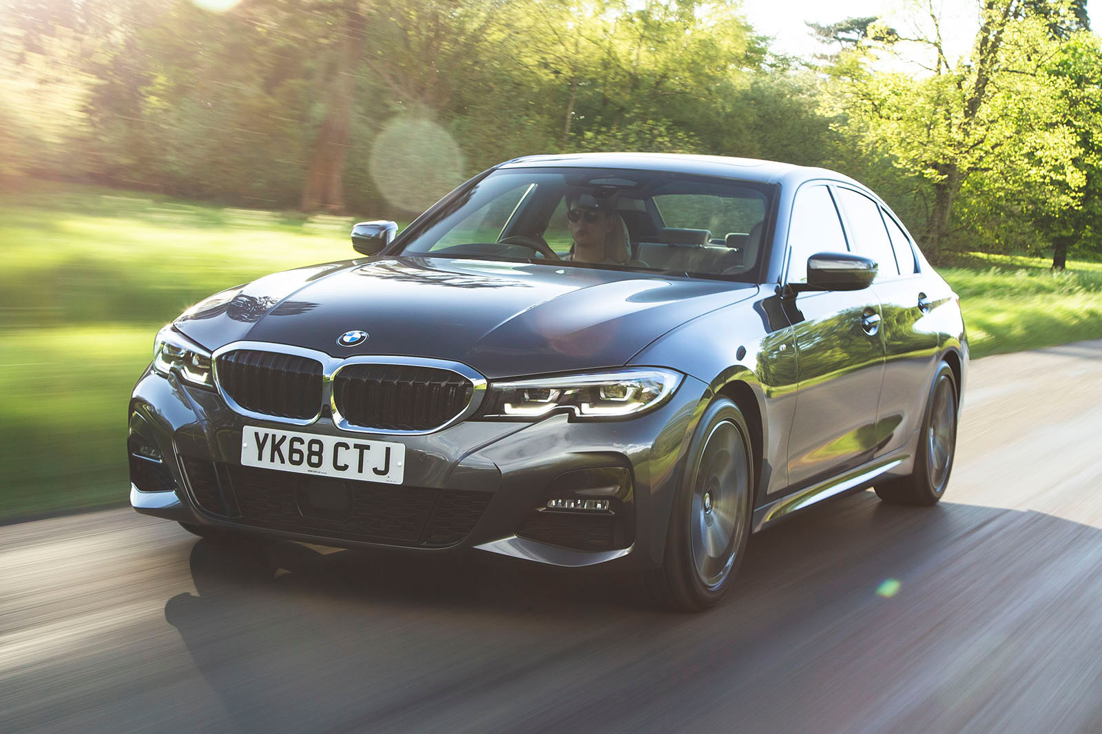 BMW 3 Series 320d 2019 Road Test review - hero front