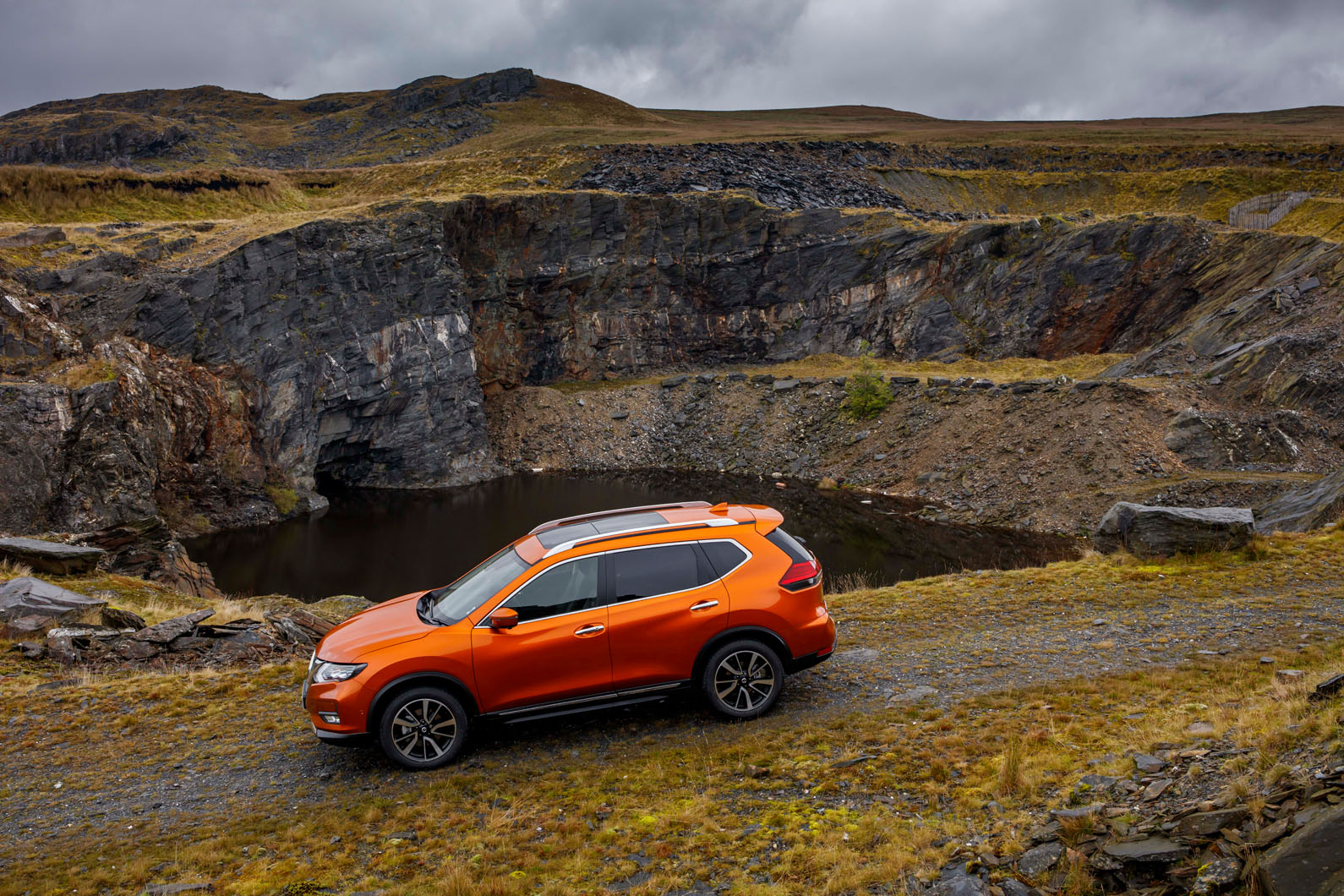 Nissan X-Trail road test review - static quarry