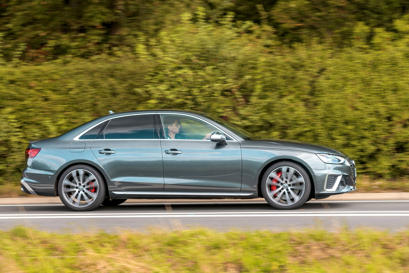 Audi S4 TDI 2019 road test review - hero side