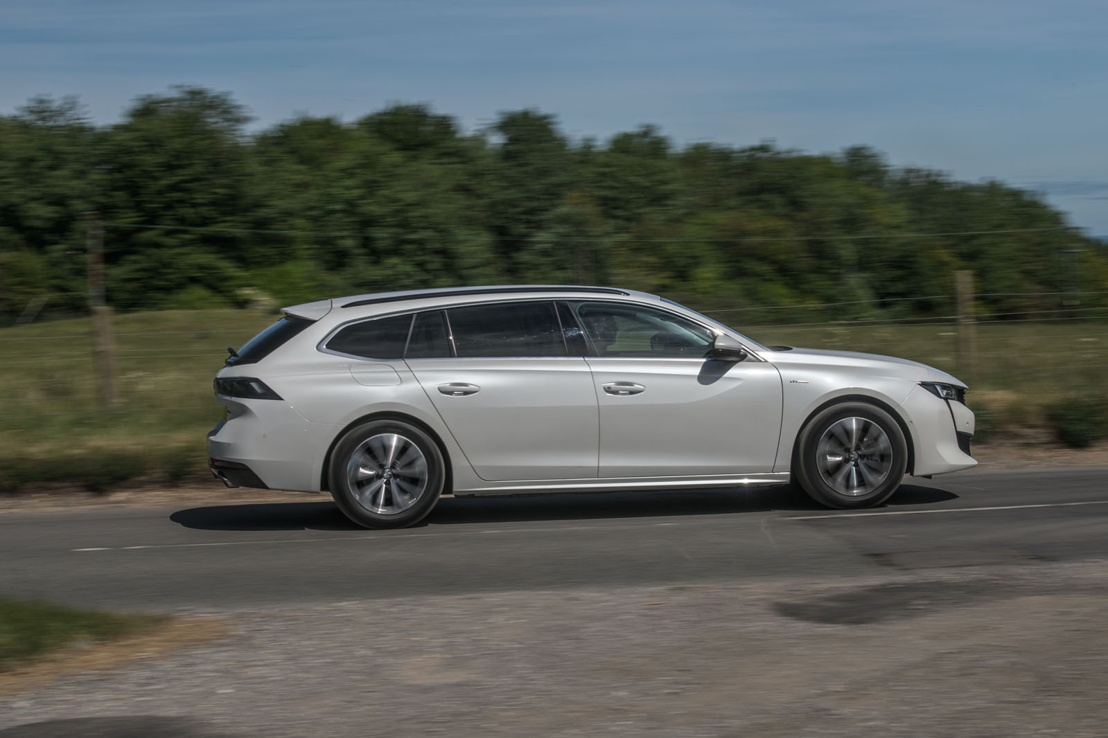 Peugeot 508 SW Hybrid 2020 road test review - hero side