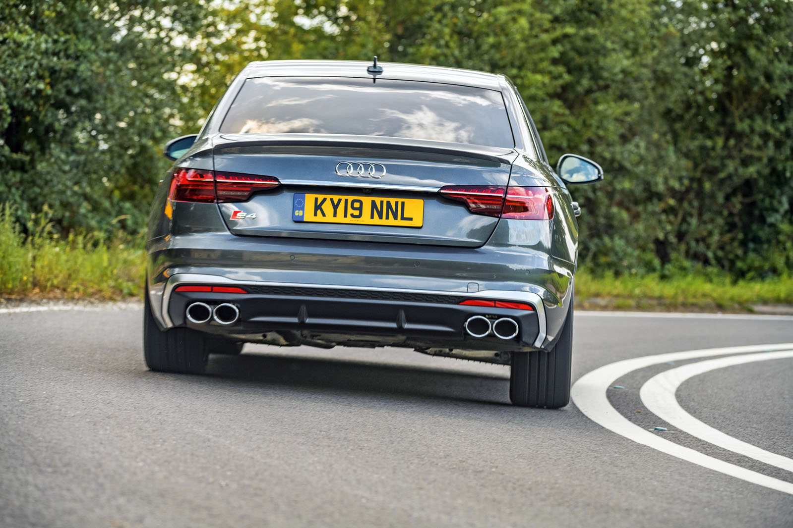 Audi S4 TDI 2019 road test review - cornering rear