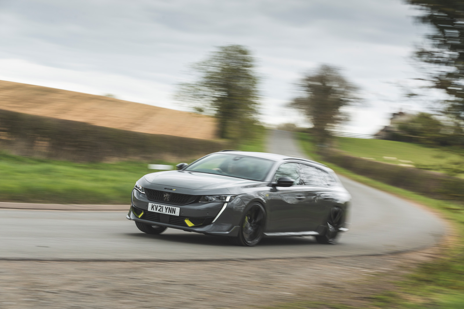 29 Peugeot 508 PSE SW 2021 RT cornering front