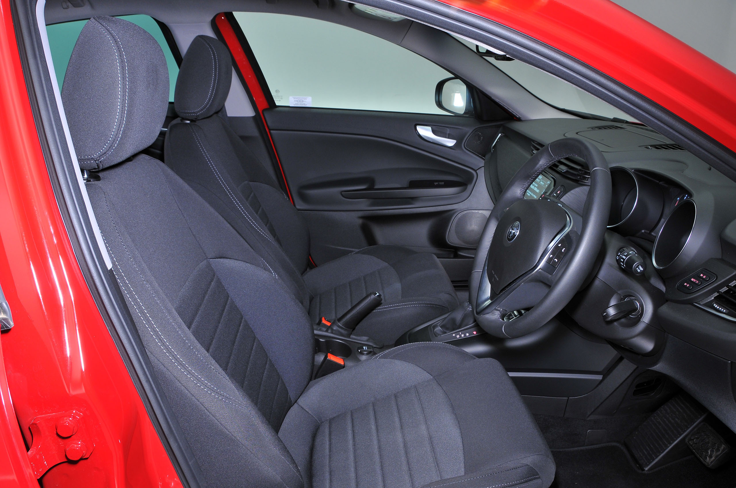 Alfa Romeo Giulietta interior