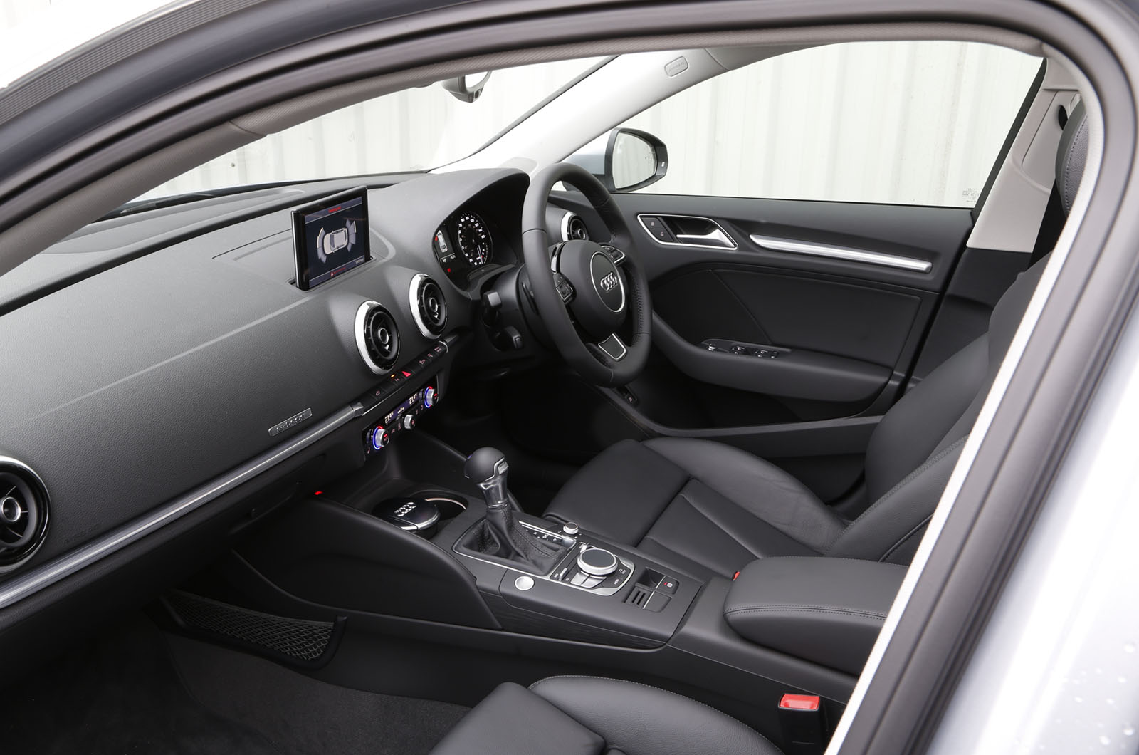 Audi A3 e-tron interior