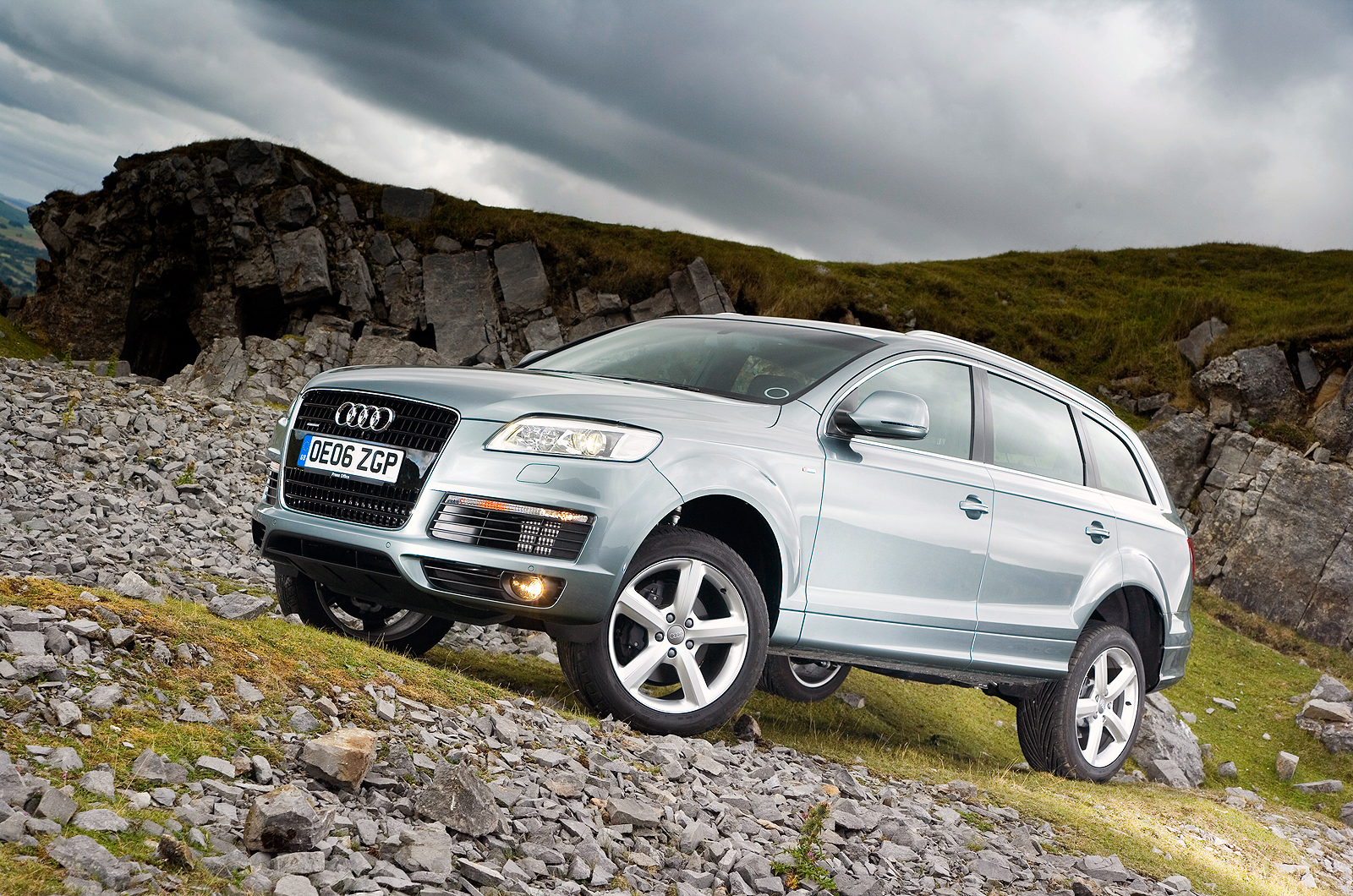 3 star Audi Q7