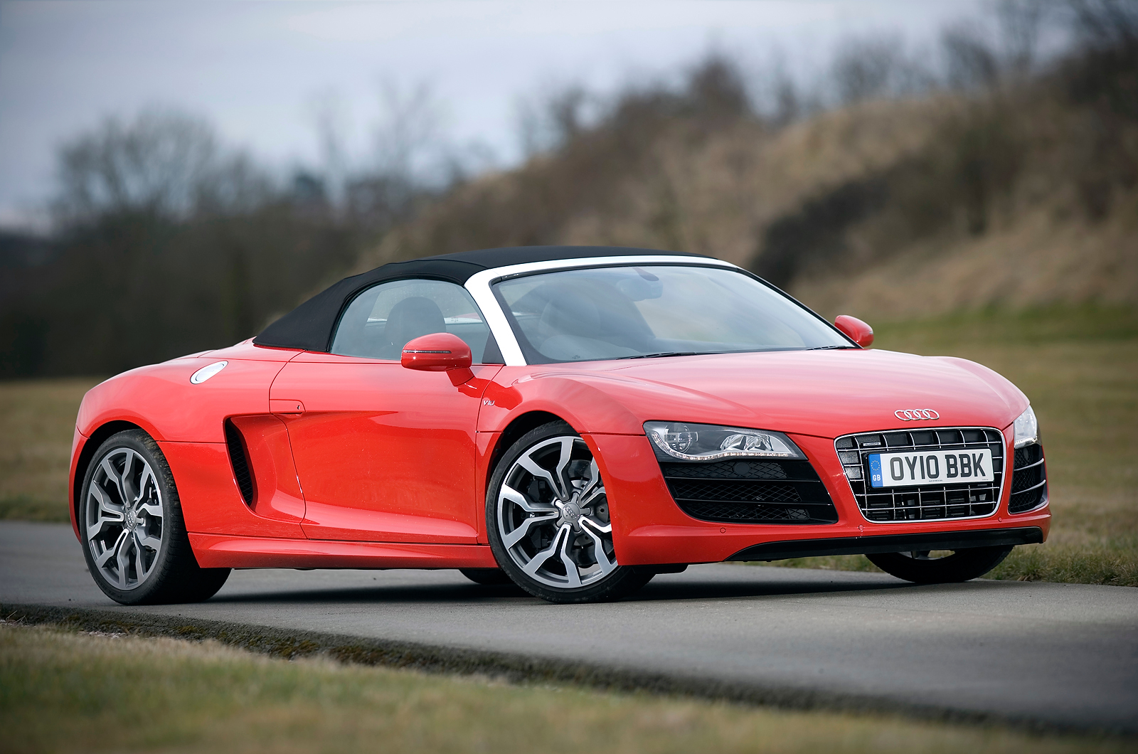 4 star Audi R8 V10 Plus