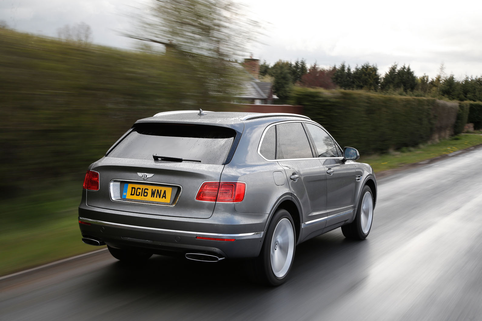 Bentley Bentayga rear