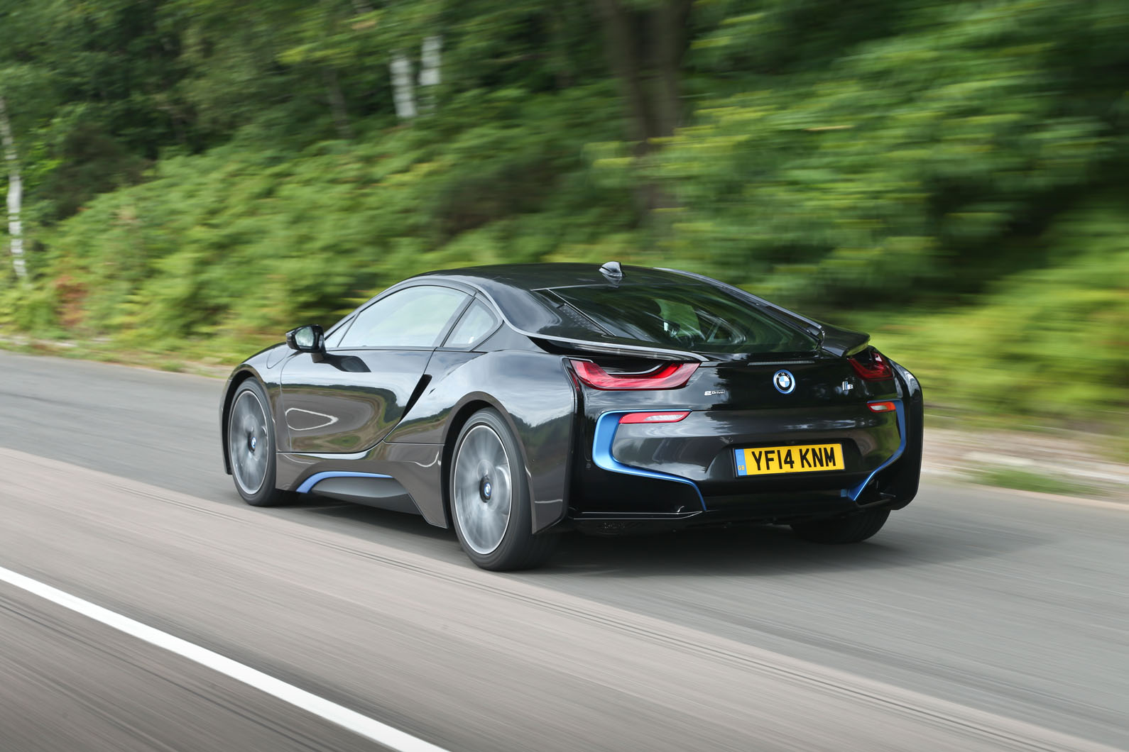 BMW i8 rear