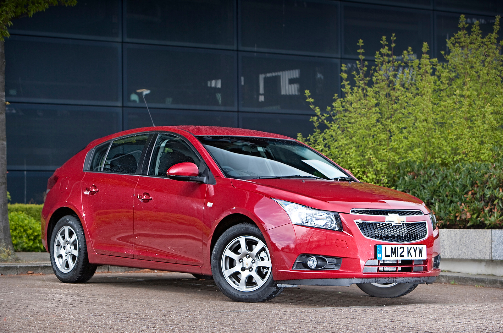 3 star Chevrolet Cruze