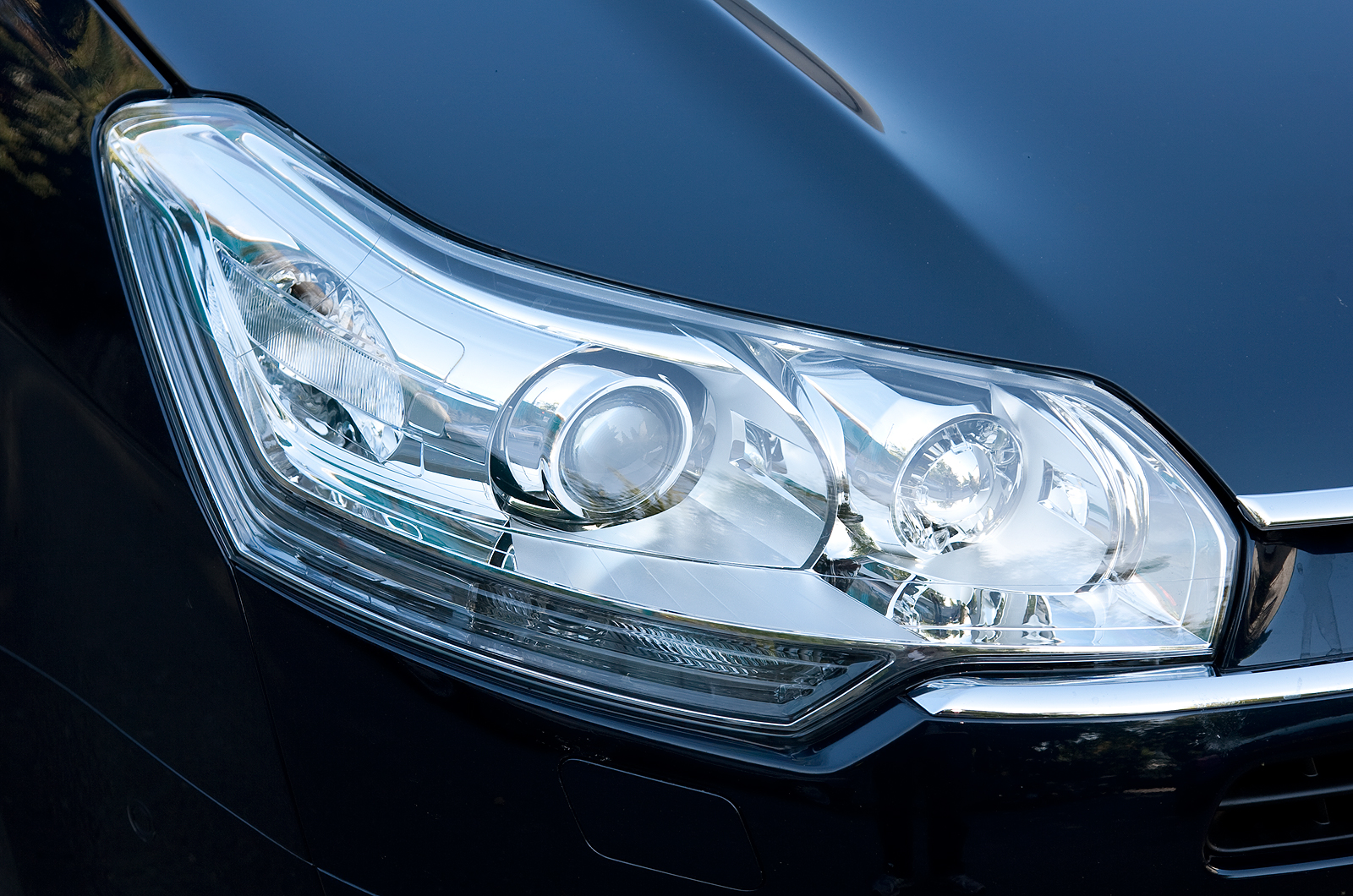 Citroën C5 headlights