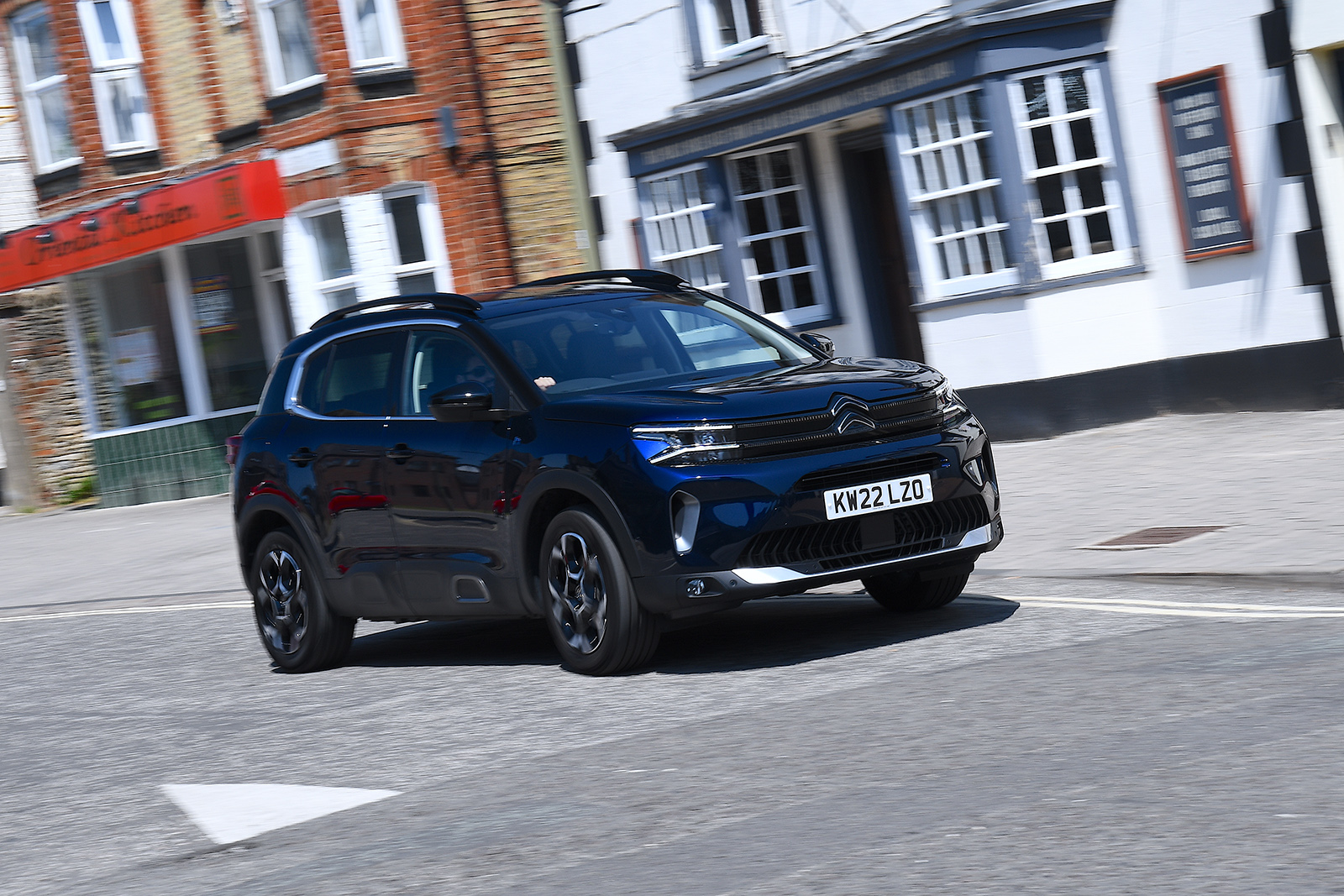 citroen c5 aircross driving