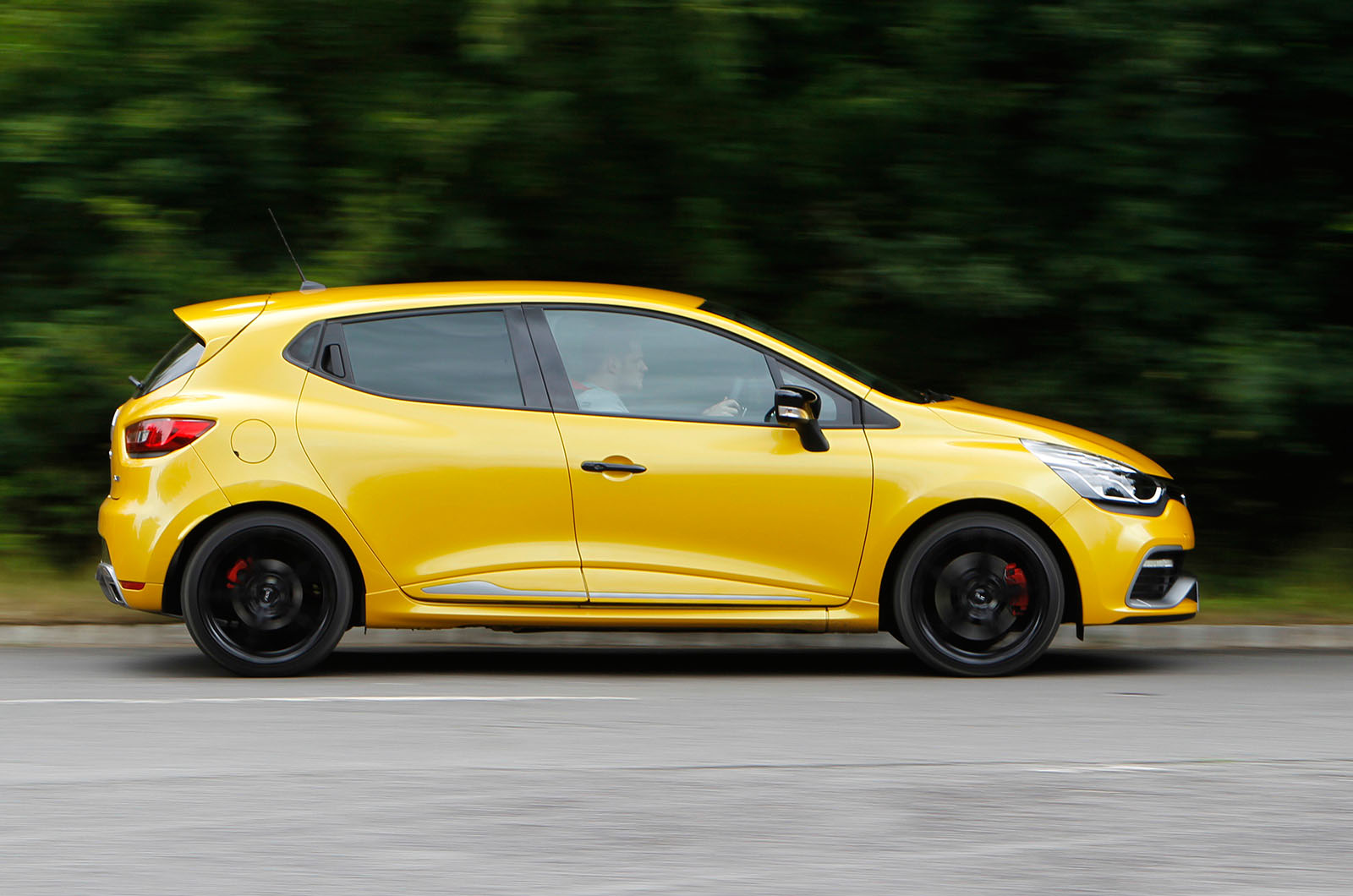 197bhp Renault Clio RS Turbo