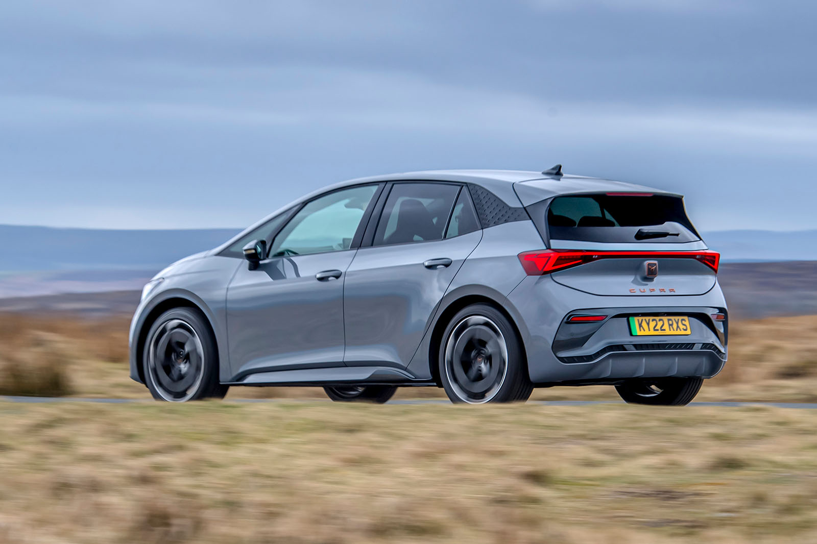 cupra born review 2024 21 rear panning