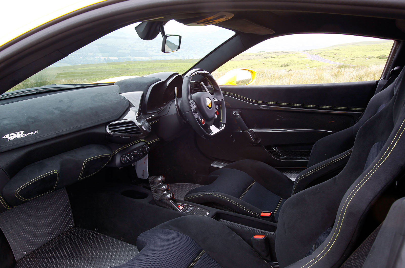 Ferrari 458 Speciale interior