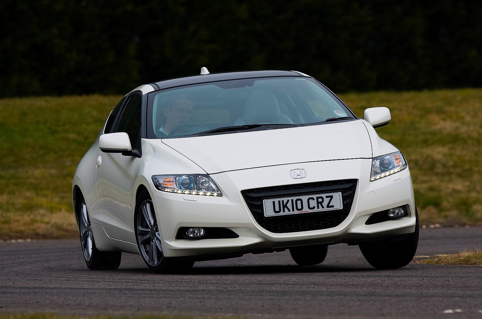 Honda CR-Z cornering