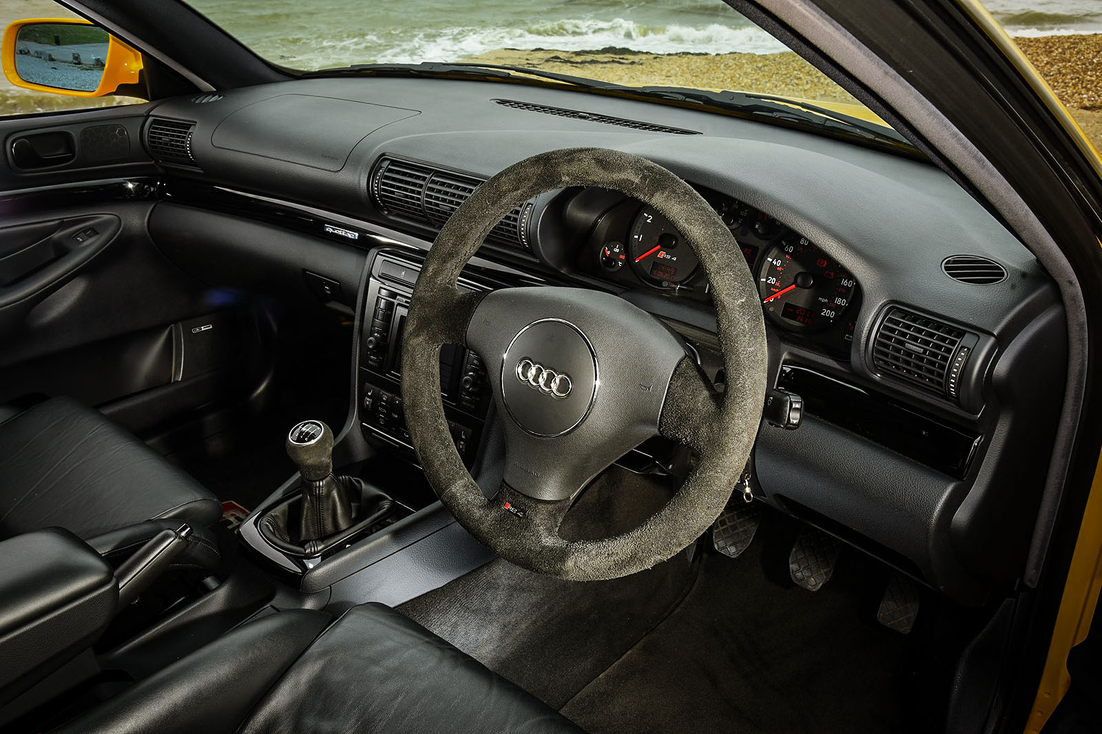 Audi rs4avant ubg 938