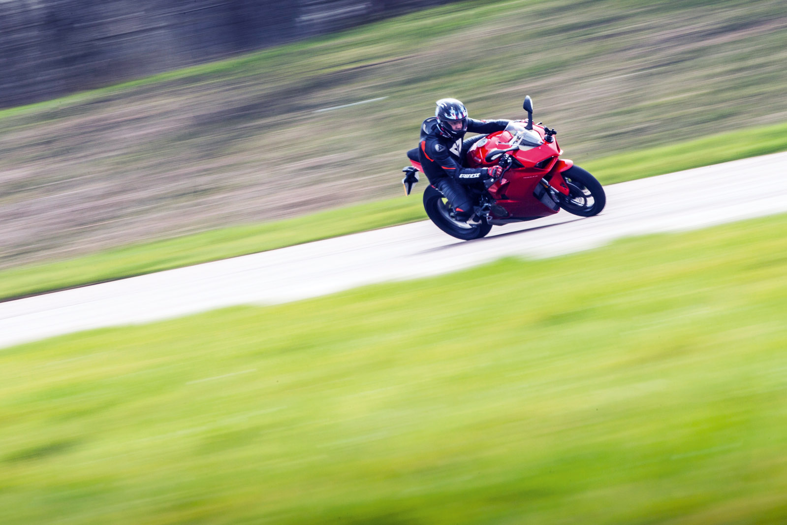 Ducati v r8 e