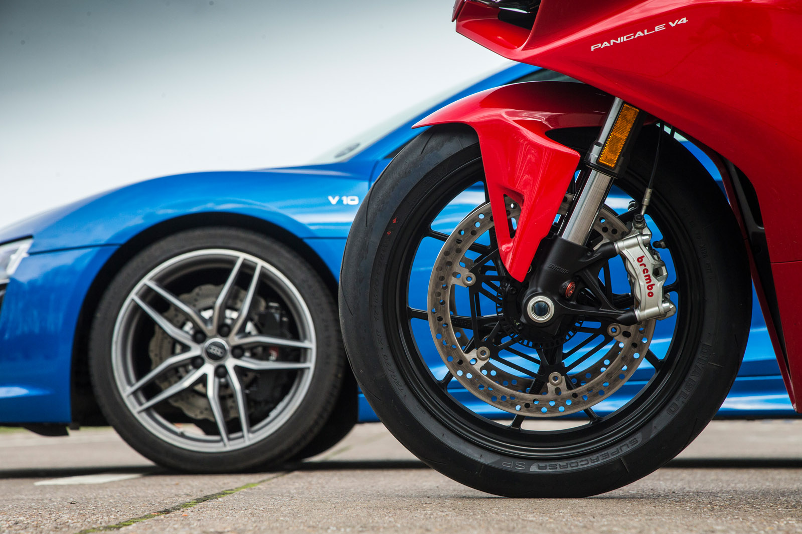 Ducati v r8 l
