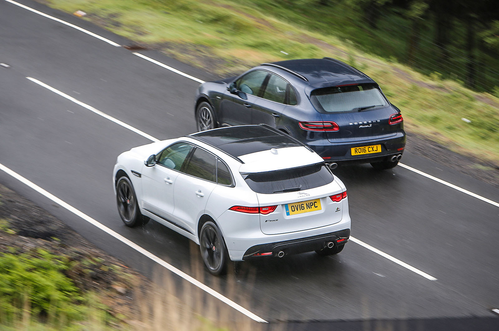 F pace vs macan 253 0