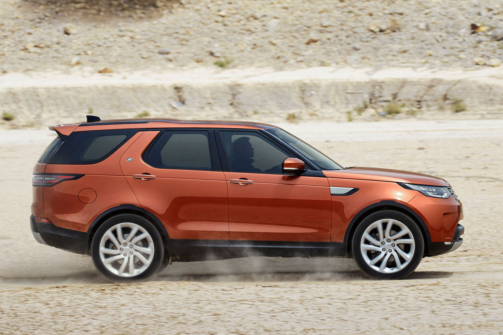 Lr disco web edit a 349