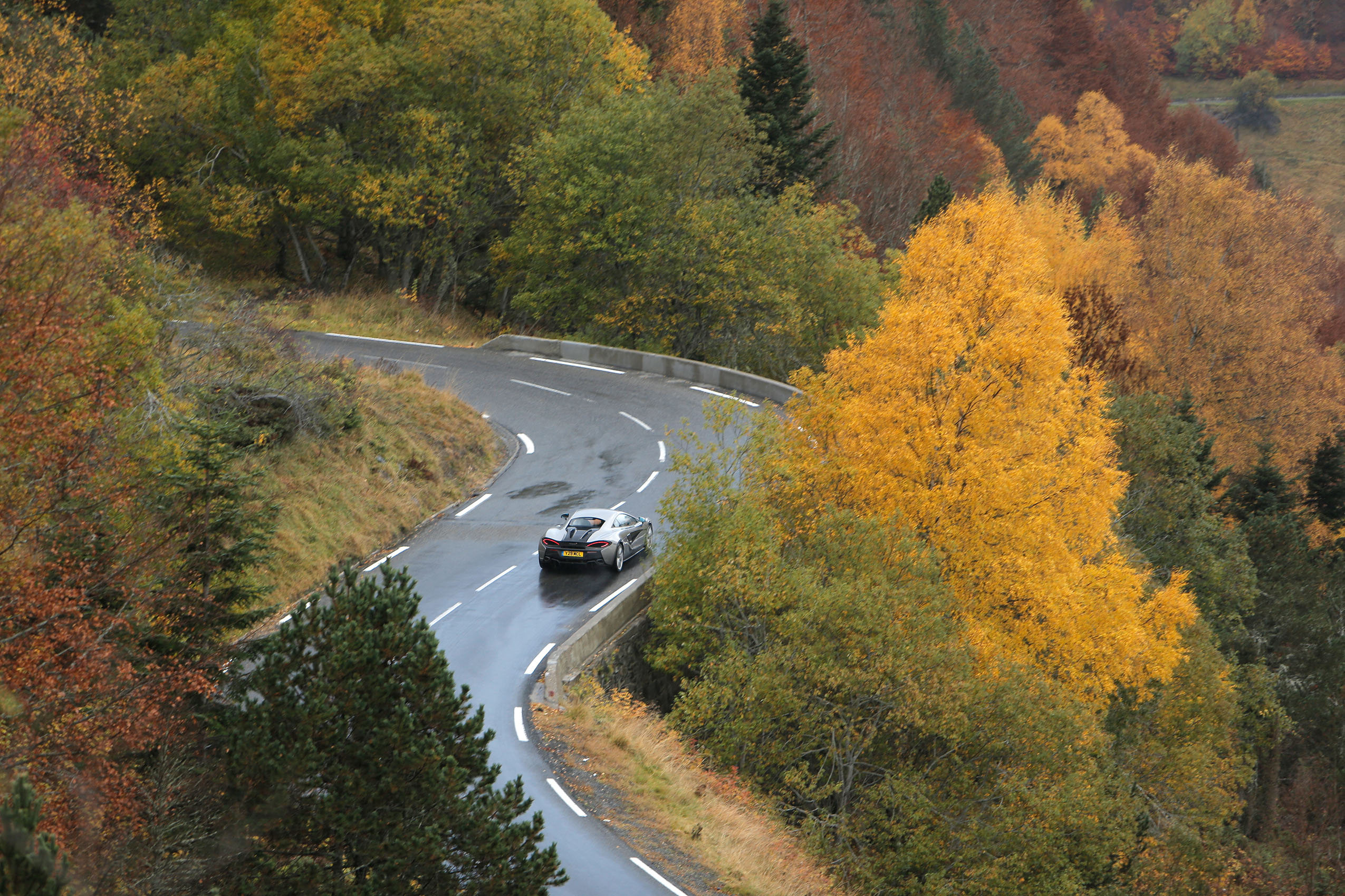 Mclaren 570s driveback 0109