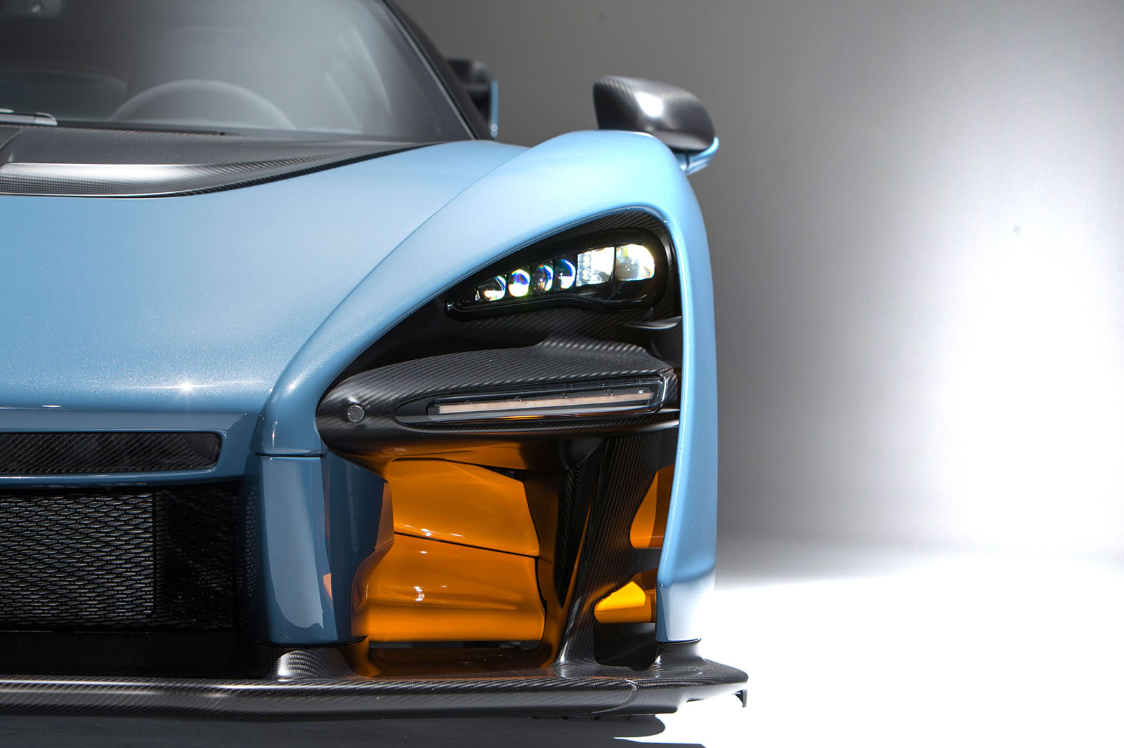 Senna 2018 sp 3424 1