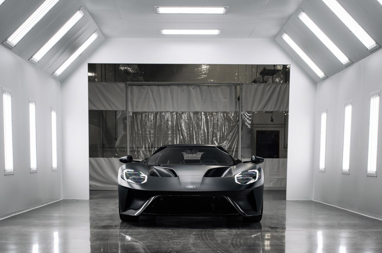 The first road going ford gt has rolled off the line 0