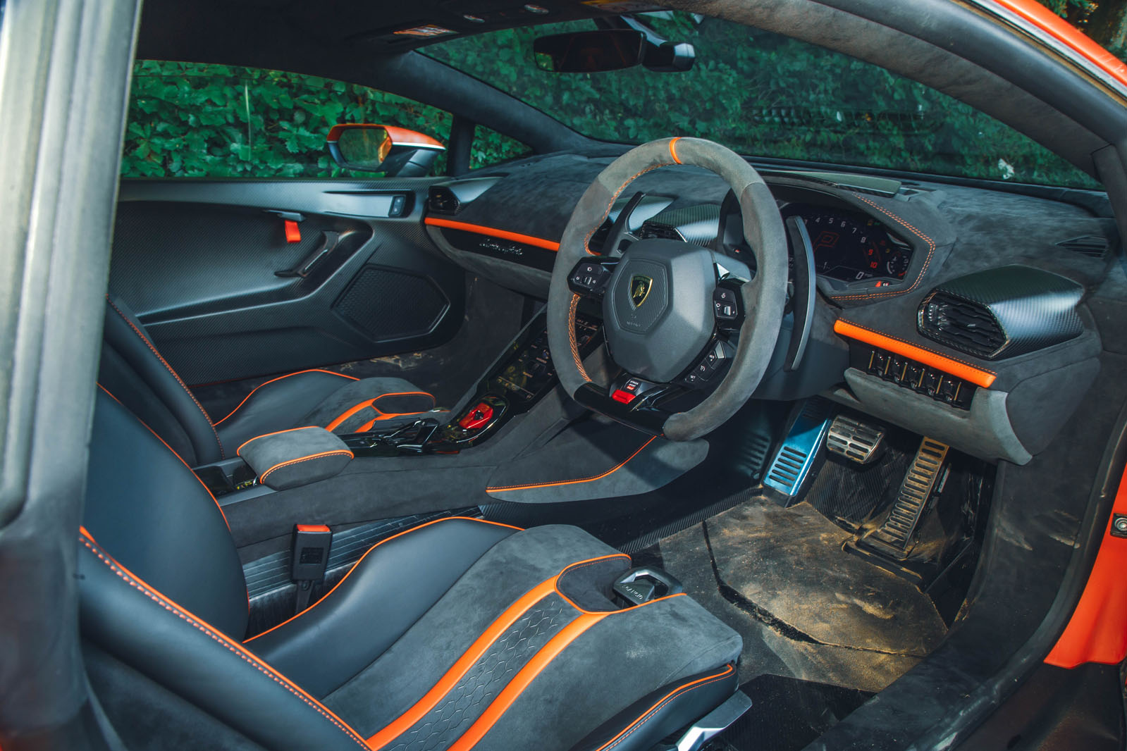 lamborghini sterrato review 2024 15 dash