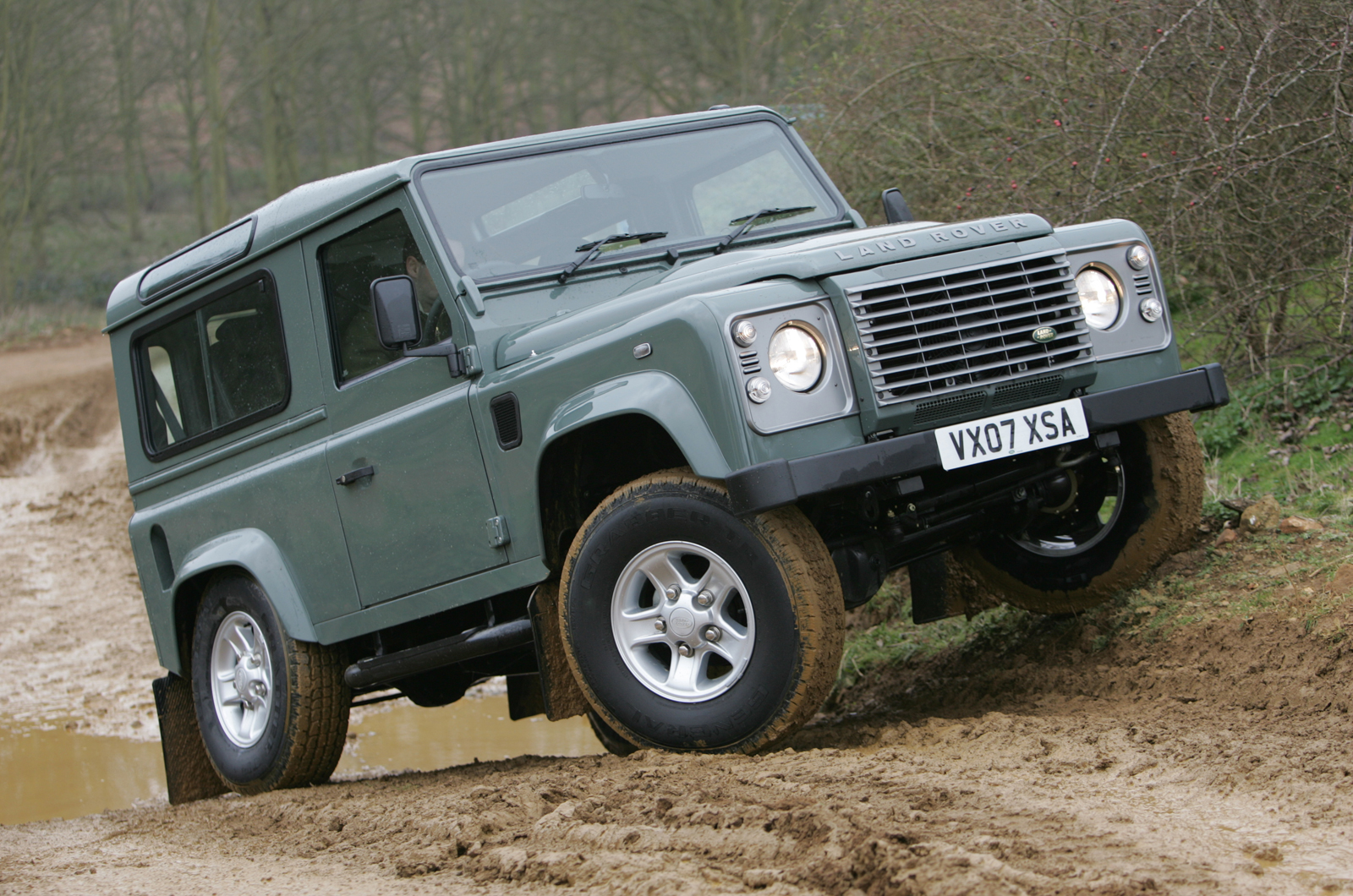 3 star Land Rover Defender