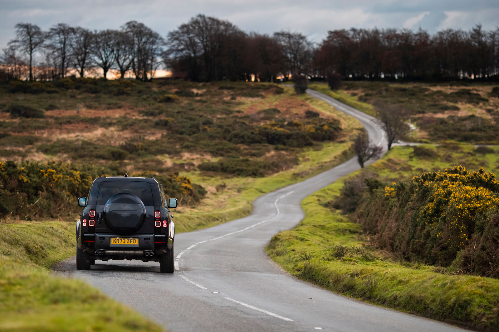 land rover defender v8 130 review 2023 15 dynamic