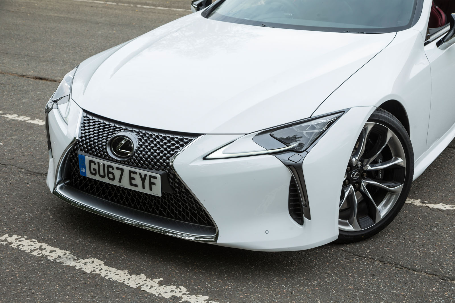 Lexus LC500 front end