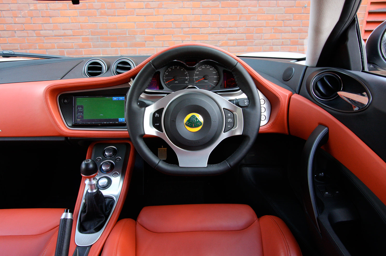 Lotus Evora dashboard