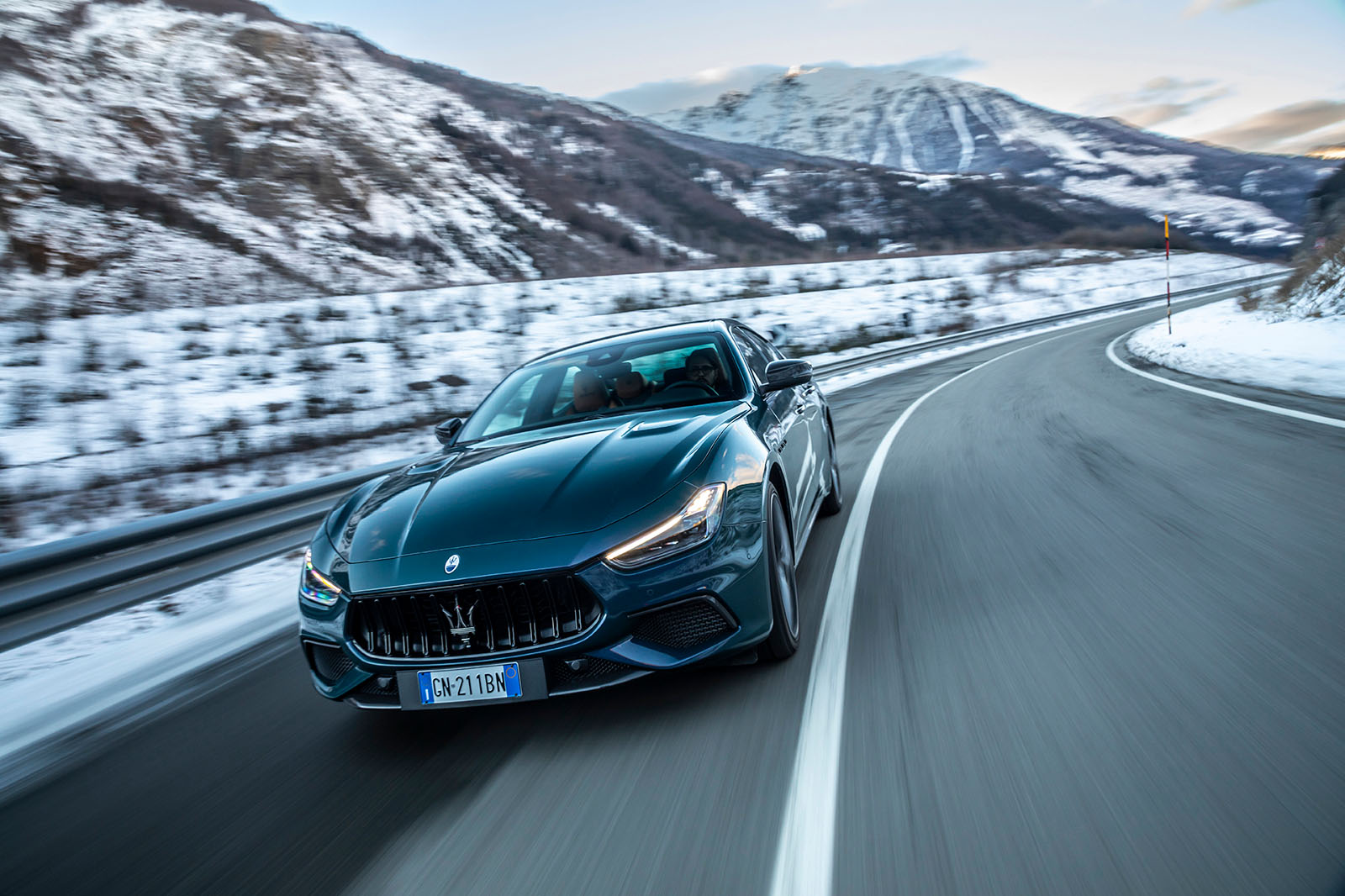 `maserati Ghibli 334 Ultima  eview 2023 14 tracking