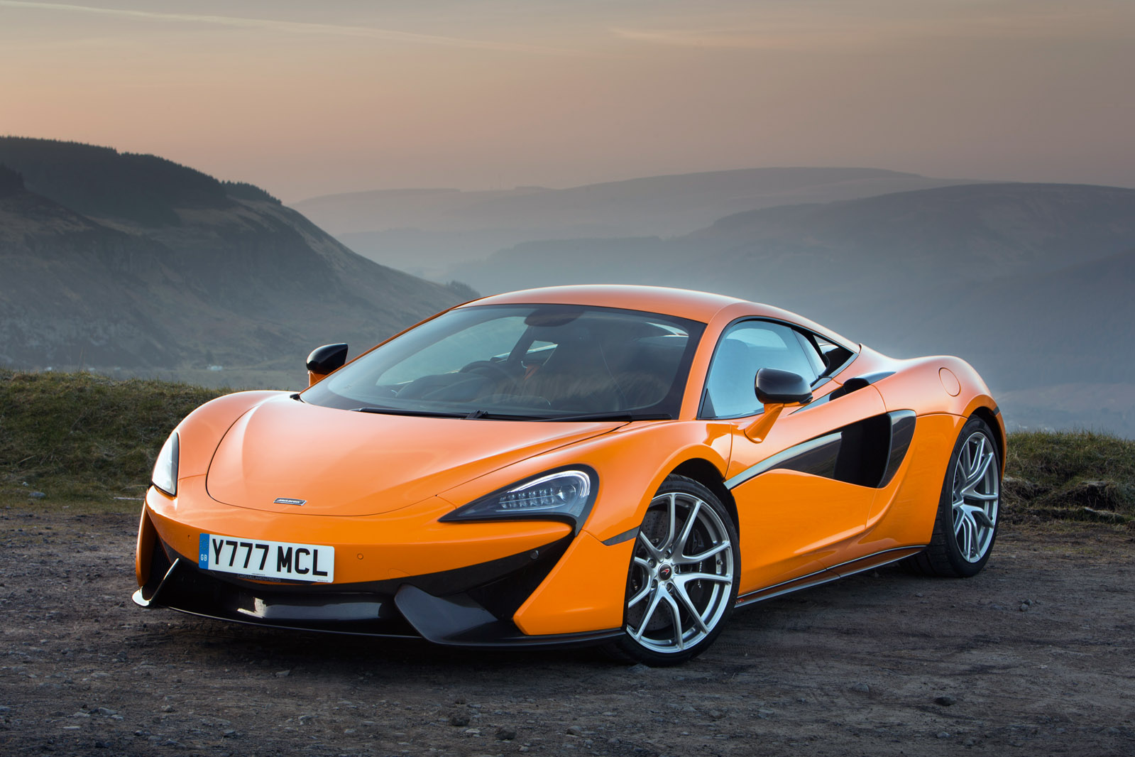 Five star McLaren 570S 