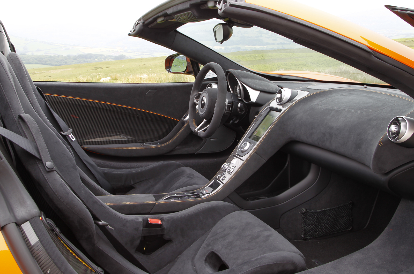 McLaren 650S Spider interior