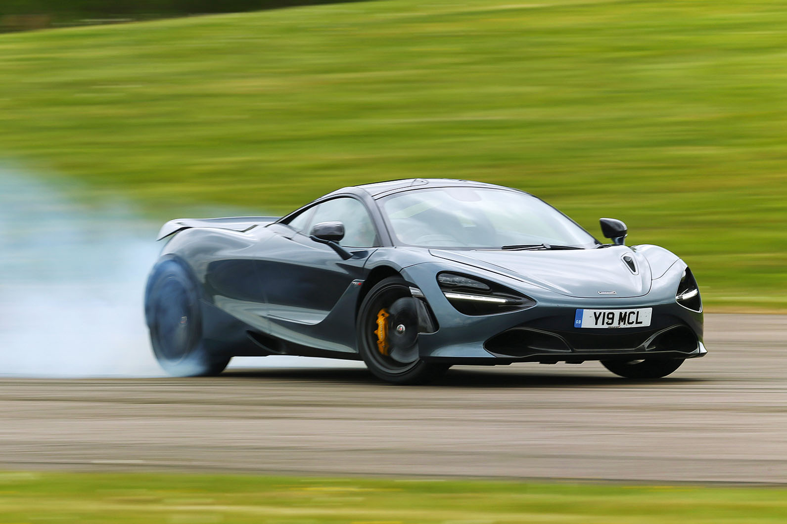 McLaren 720S drifting