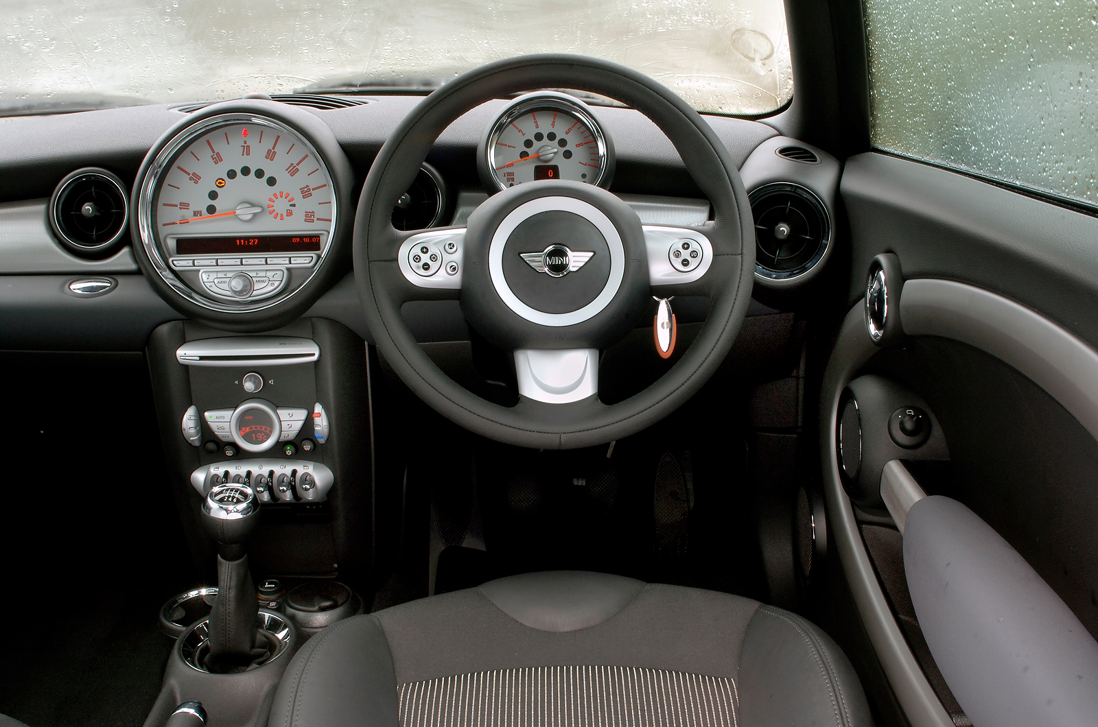 Mini Clubman dashboard