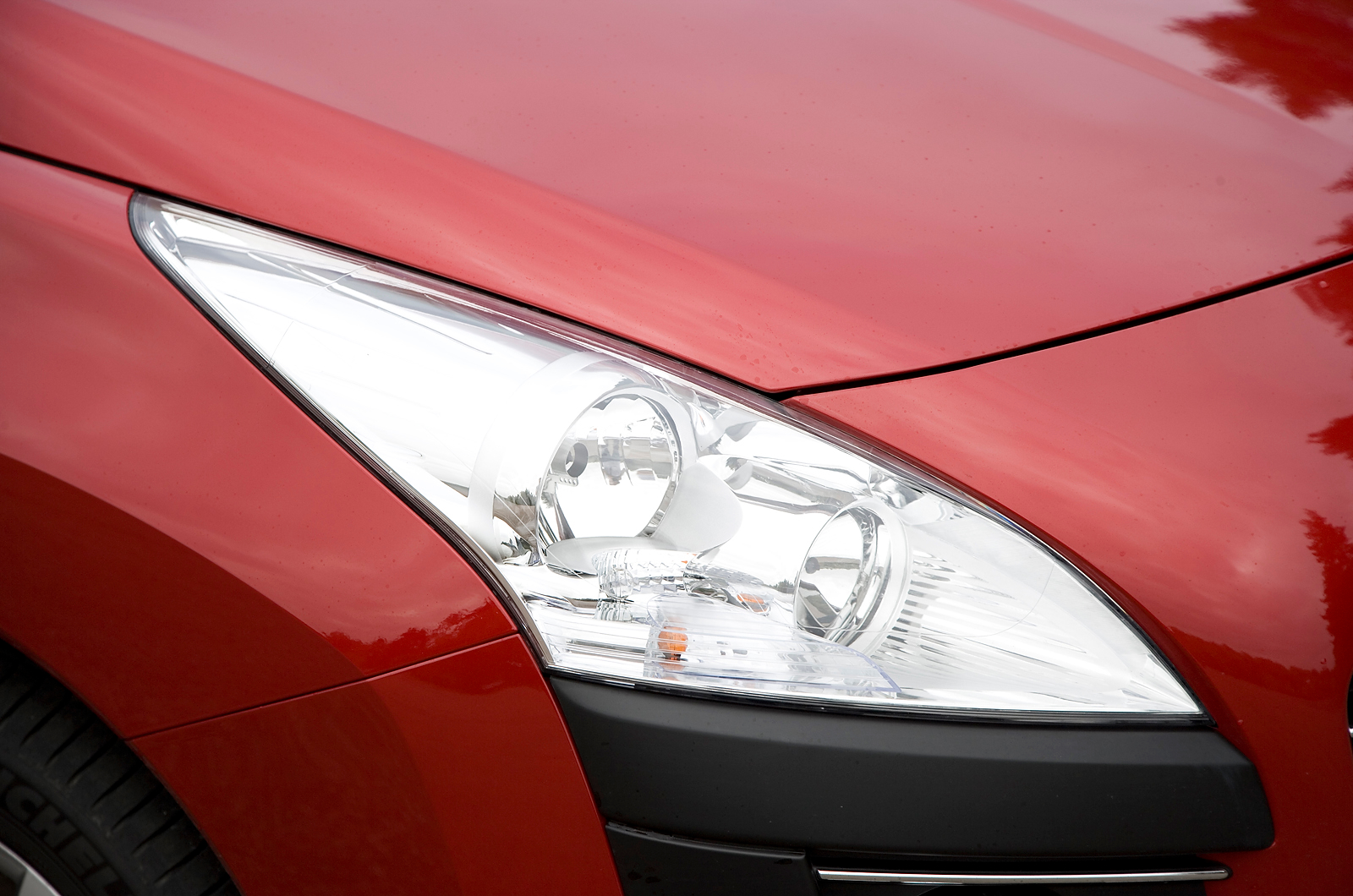 Peugeot 3008 headlight