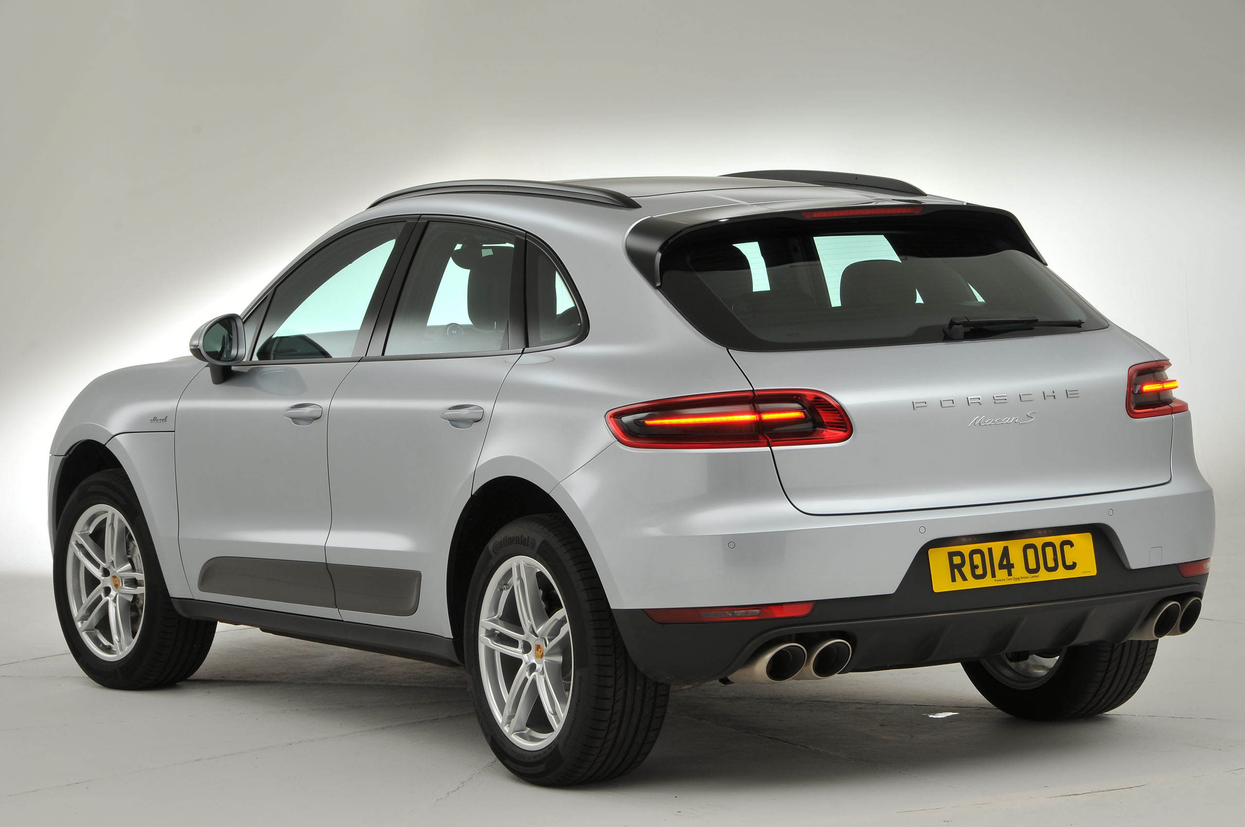 Porsche Macan rear quarter