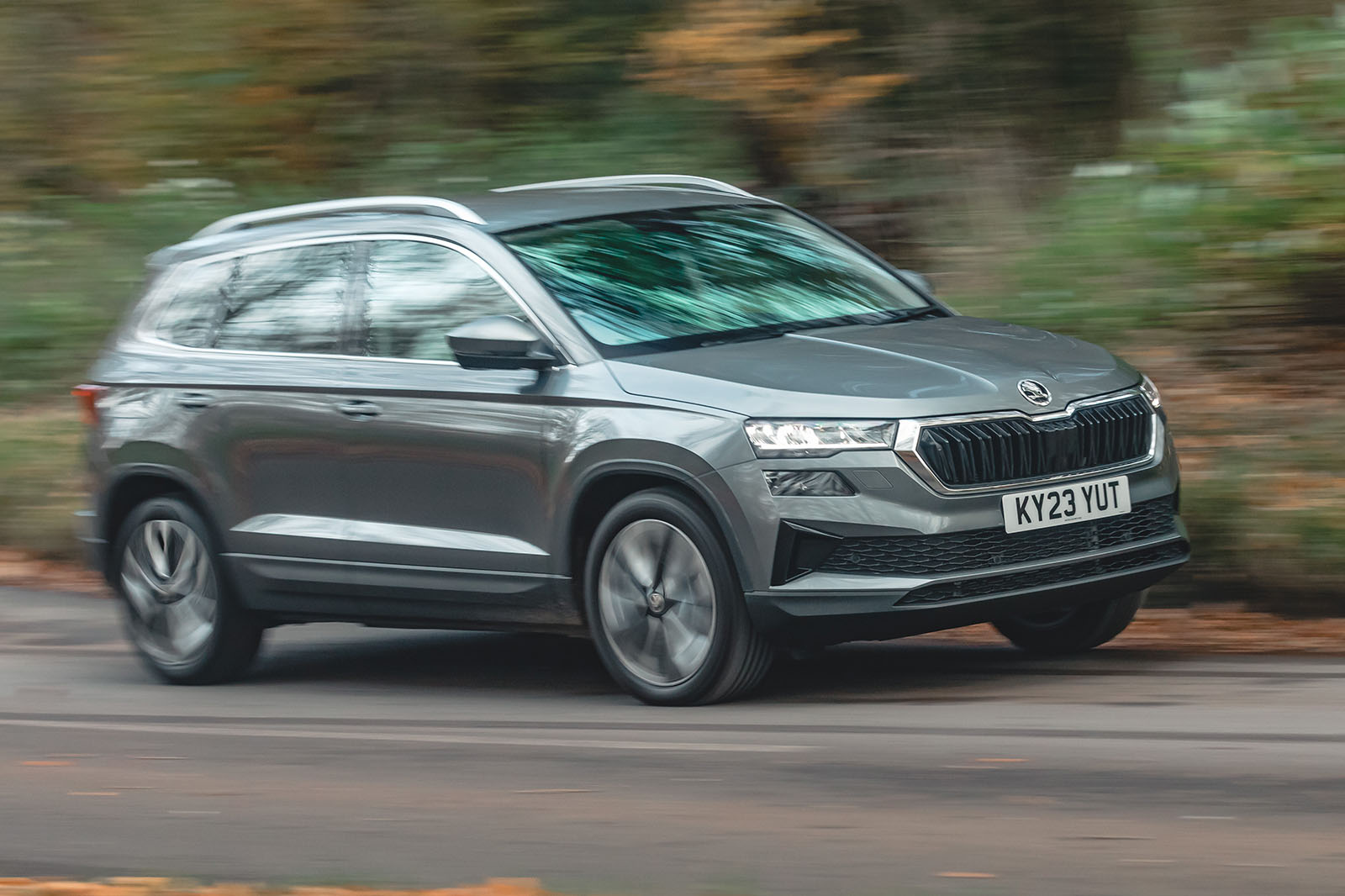 skoda karoq review 2023 01 cornering