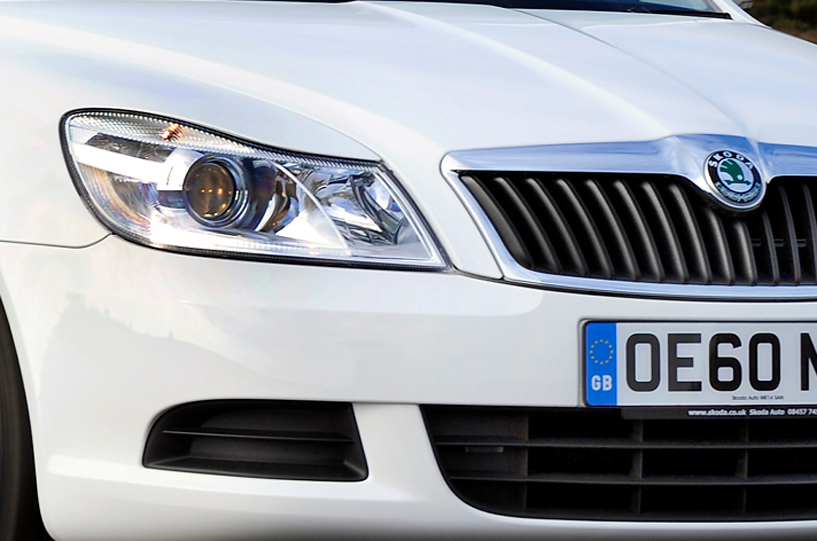 Skoda Octavia xenon headlights