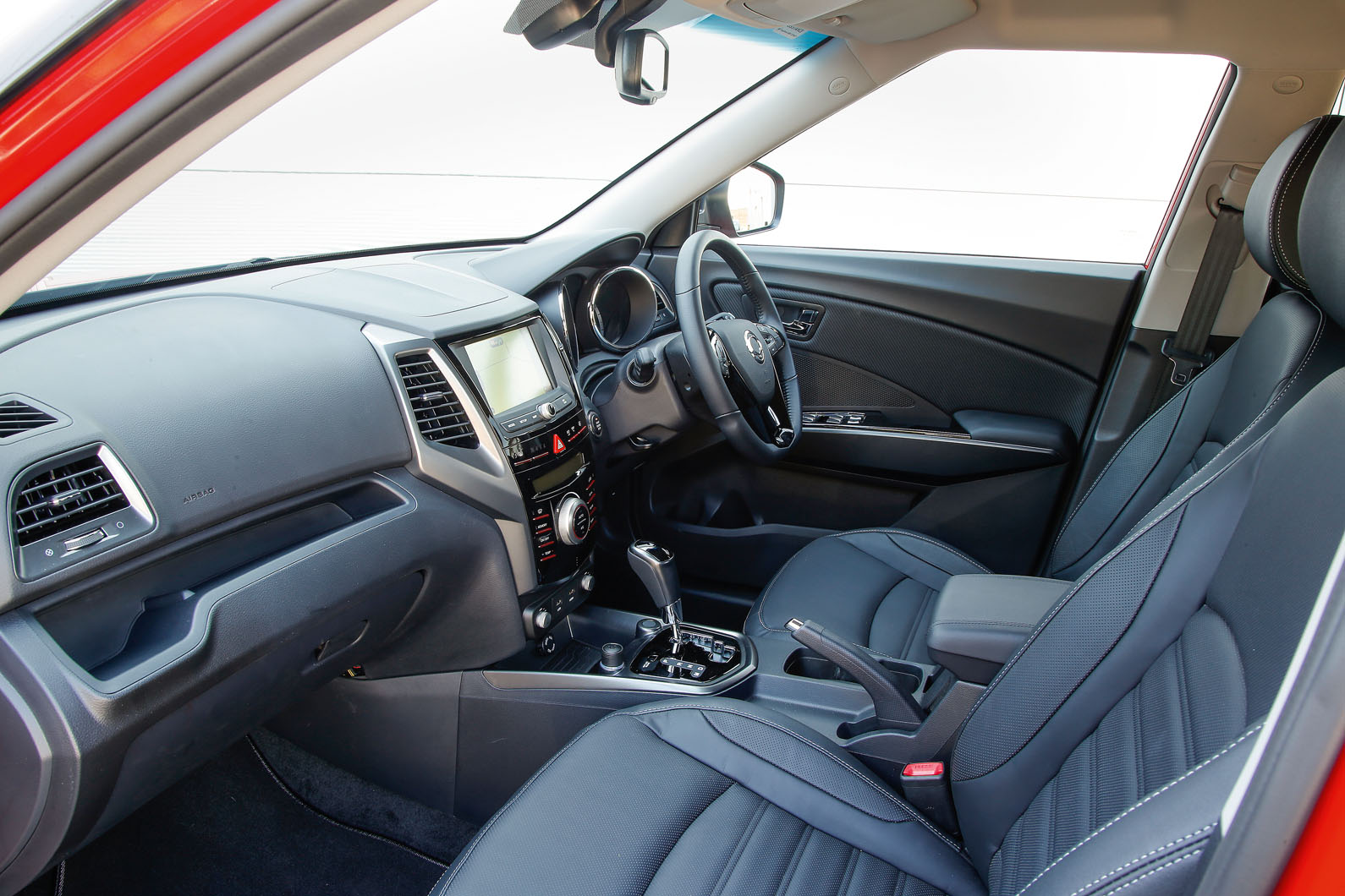 Ssangyong Tivoli XLV interior