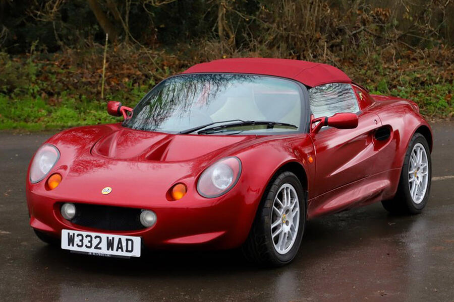 1 Lotus elise static front
