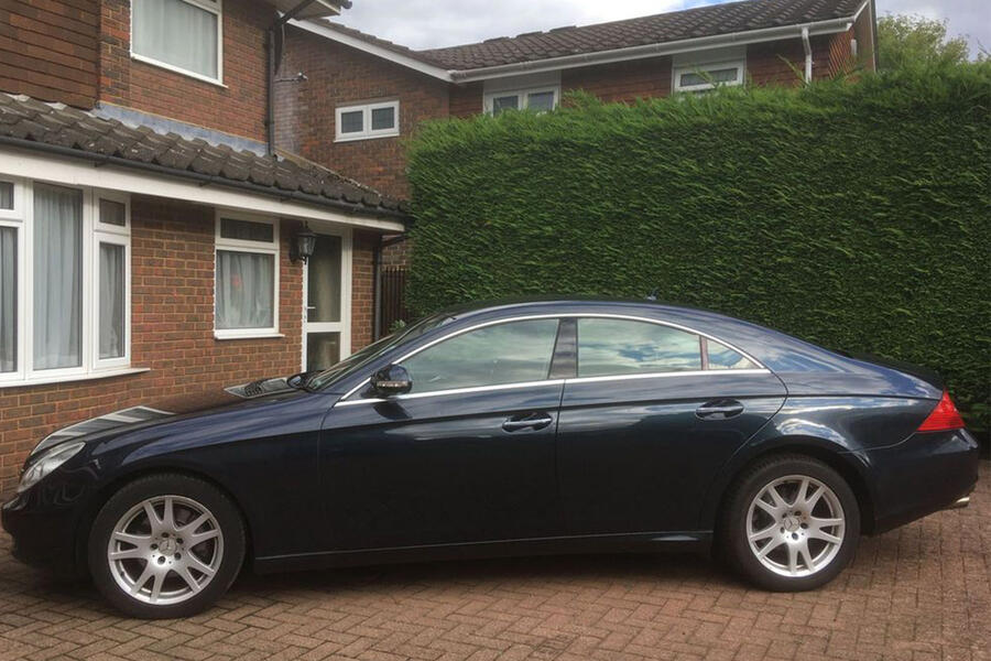 1 Mercedes benz cls side