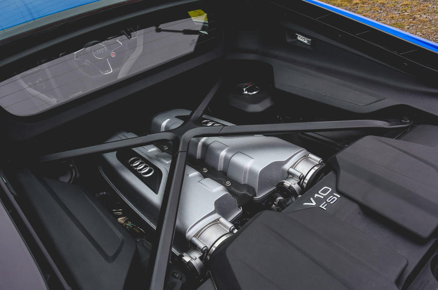 10 Audi r8 2019 uk fd engine