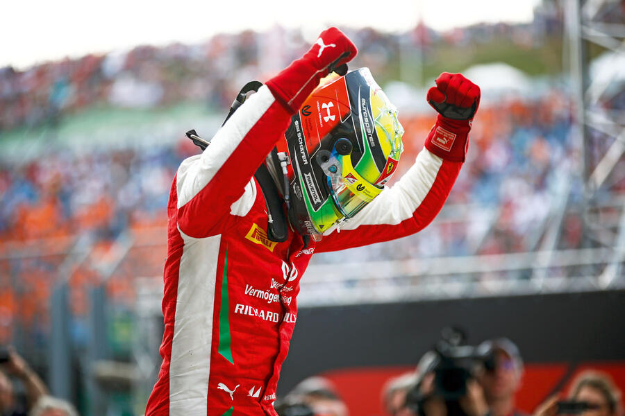 1017648184 Lat 20190804 1017648179 lat 20190804 ony5032