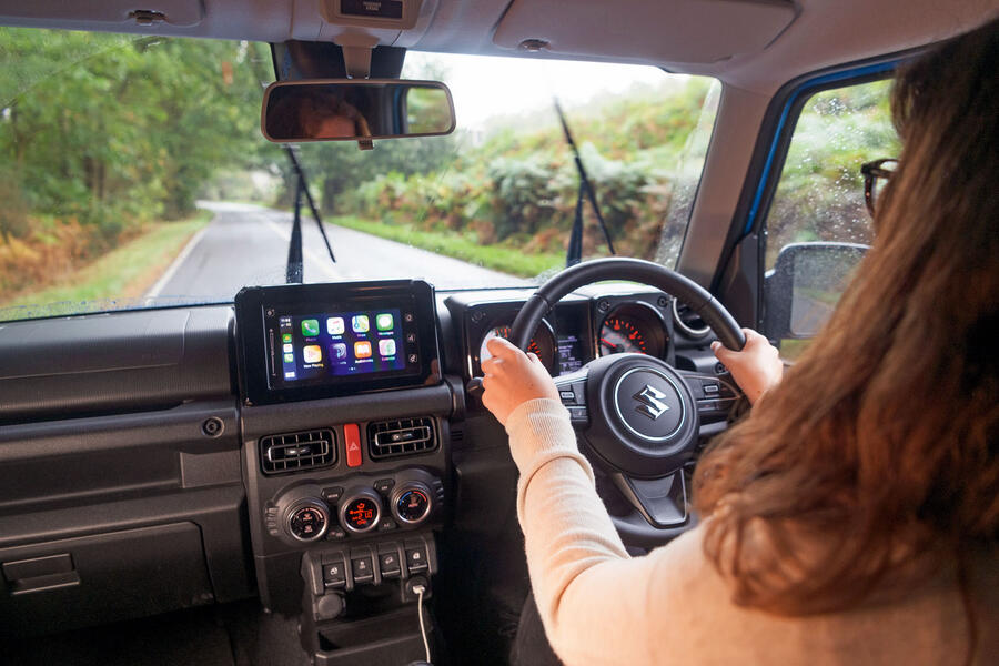 14 Suzuki jimny 2019 lt rb driving