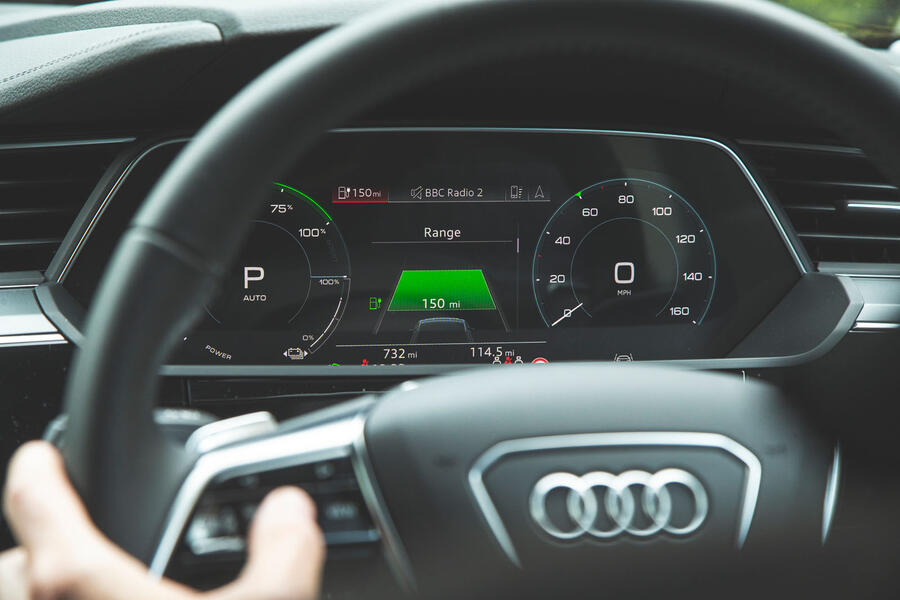 16 Audi e tron 2019 lt range estimate