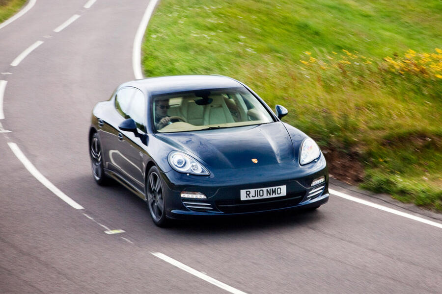 16 Porsche panamera