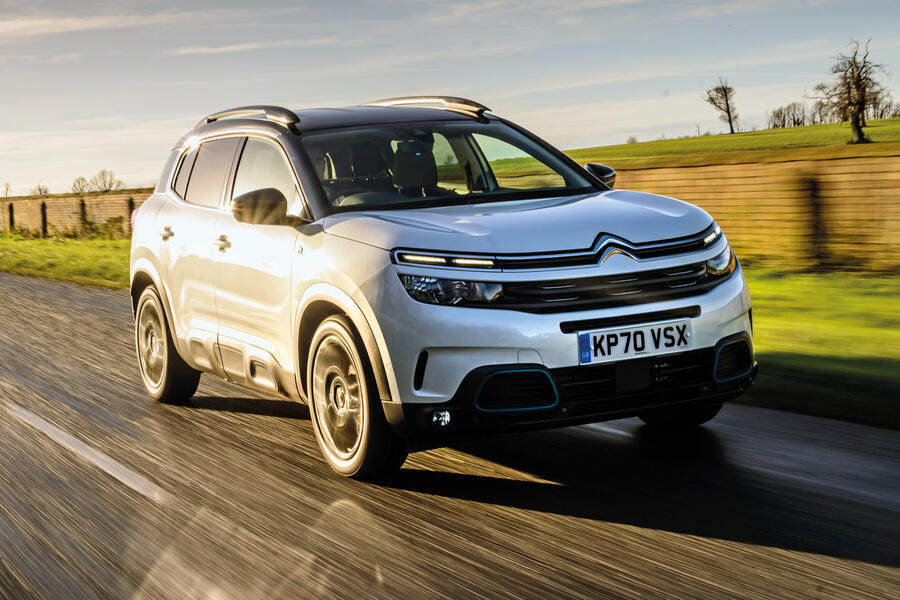 18 Citroen c5 aircross hybrid 2021 long term review on road front